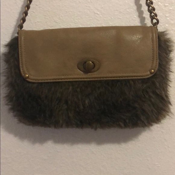 Downsizing - Picture 2 of 7